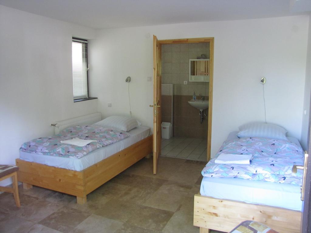 Herold Panzió Dunabogdány Habitación foto